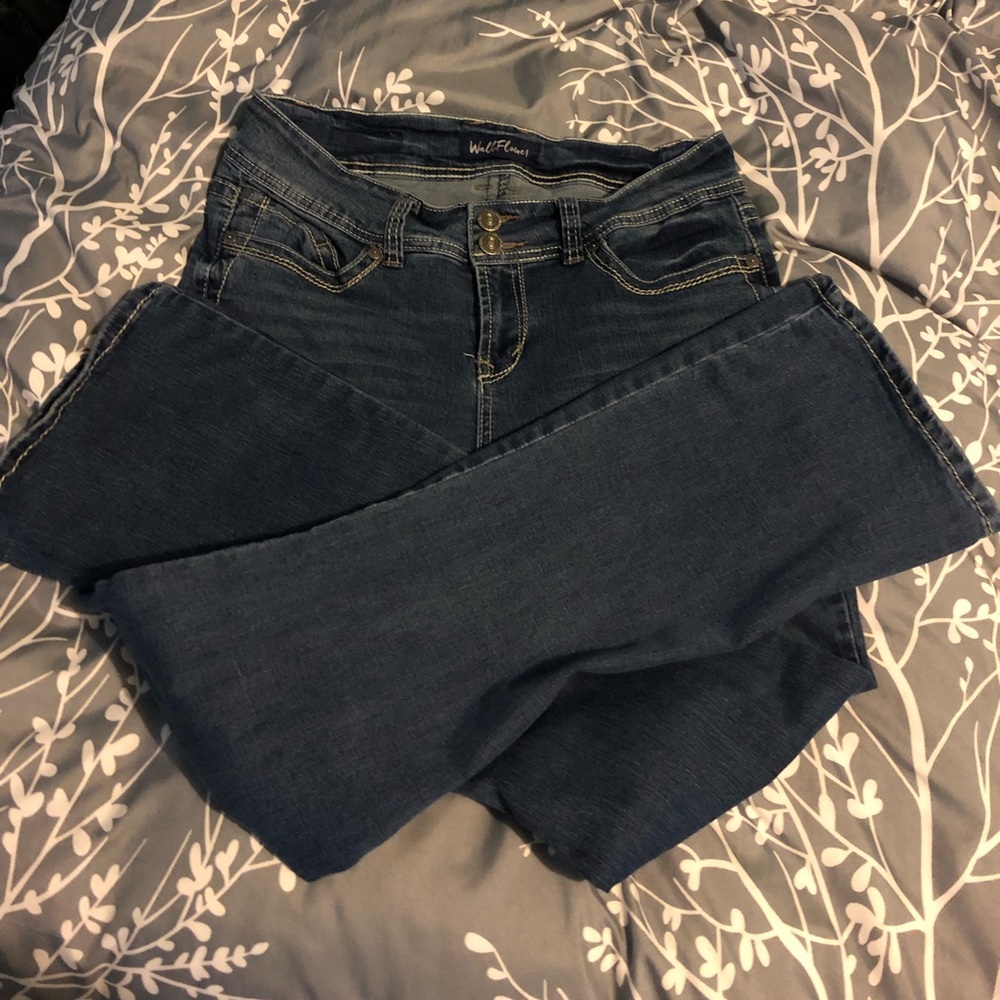 Wall Flower Jeans